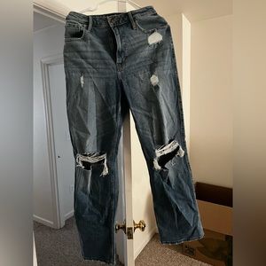 Hollister boyfriend jean